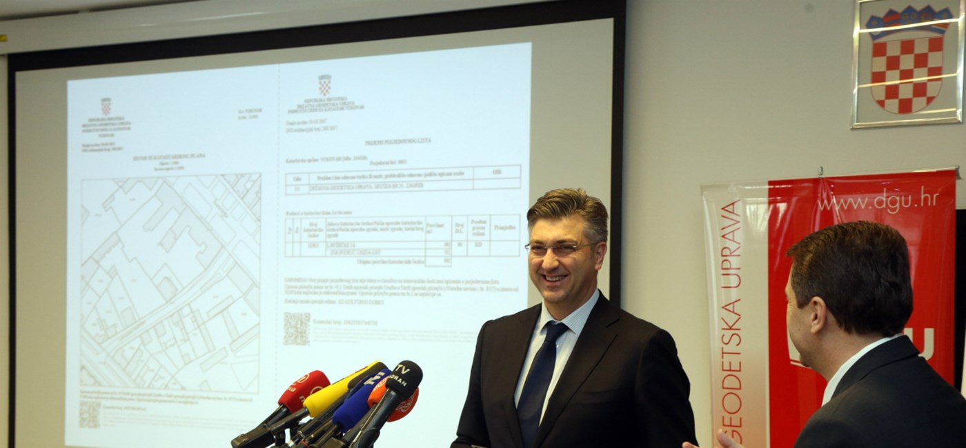 Predsjednik Vlade Plenković pustio u primjenu e-Katastar